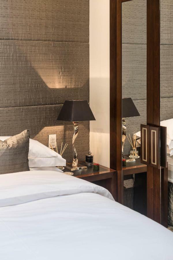 Spectacular Knightsbridge House Harrods 1 Minute Villa ลอนดอน ภายนอก รูปภาพ